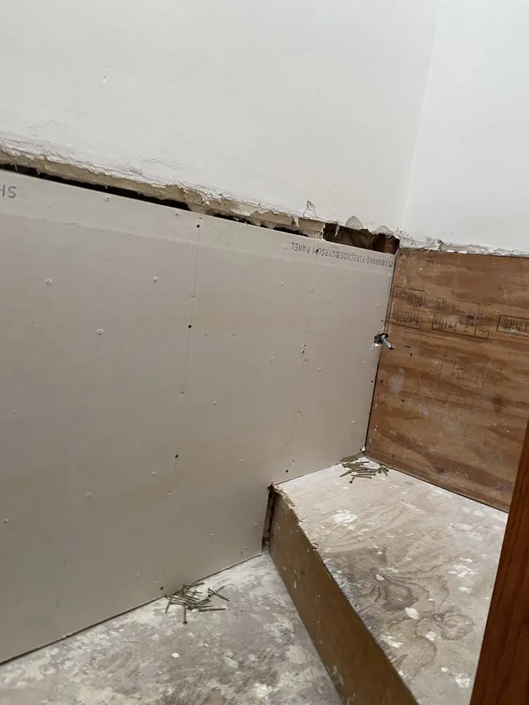 Reliable electrician providing lighting installation in , 