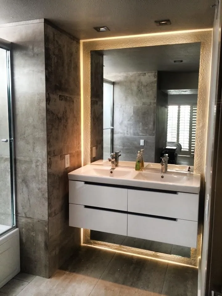 Trusted electrician providing emergency electrical service in ,