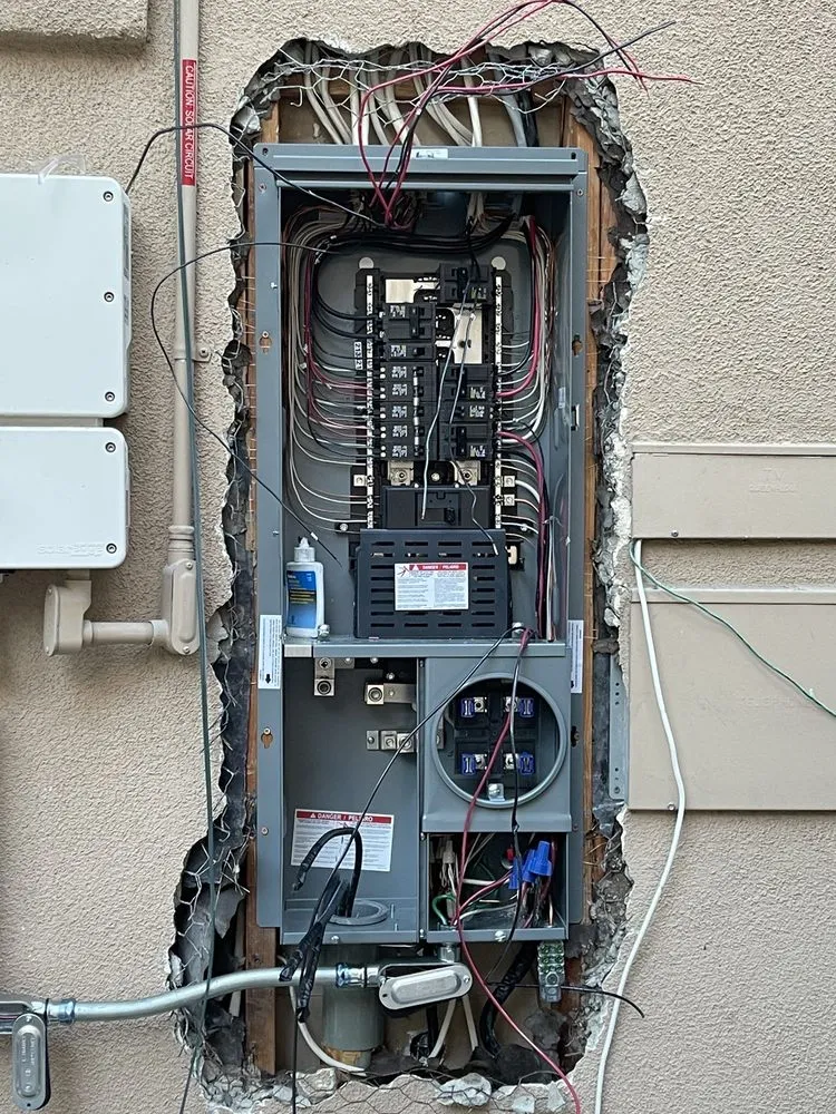 Emergency emergency electrical service in , by Tradesman Electric