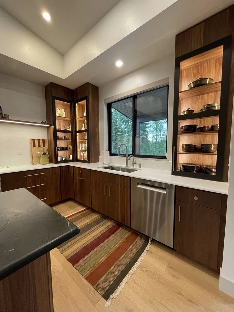 Slide of Tradewind Electric