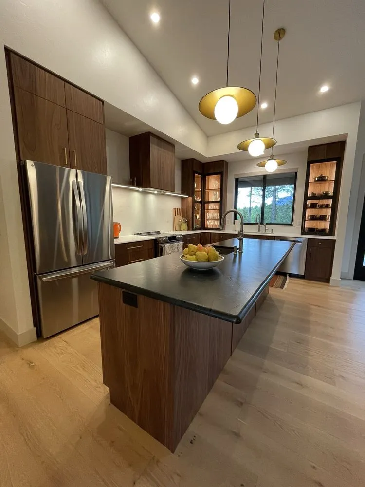 Slide of Tradewind Electric