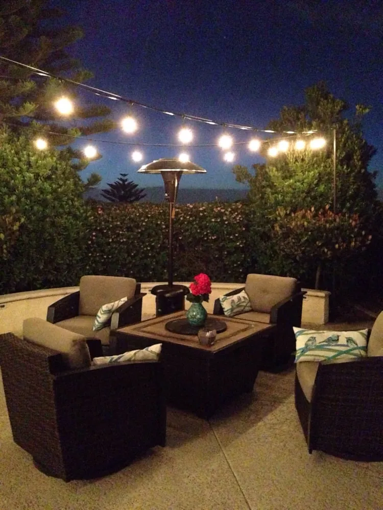 Affordable electrician providing electrical repair in , 