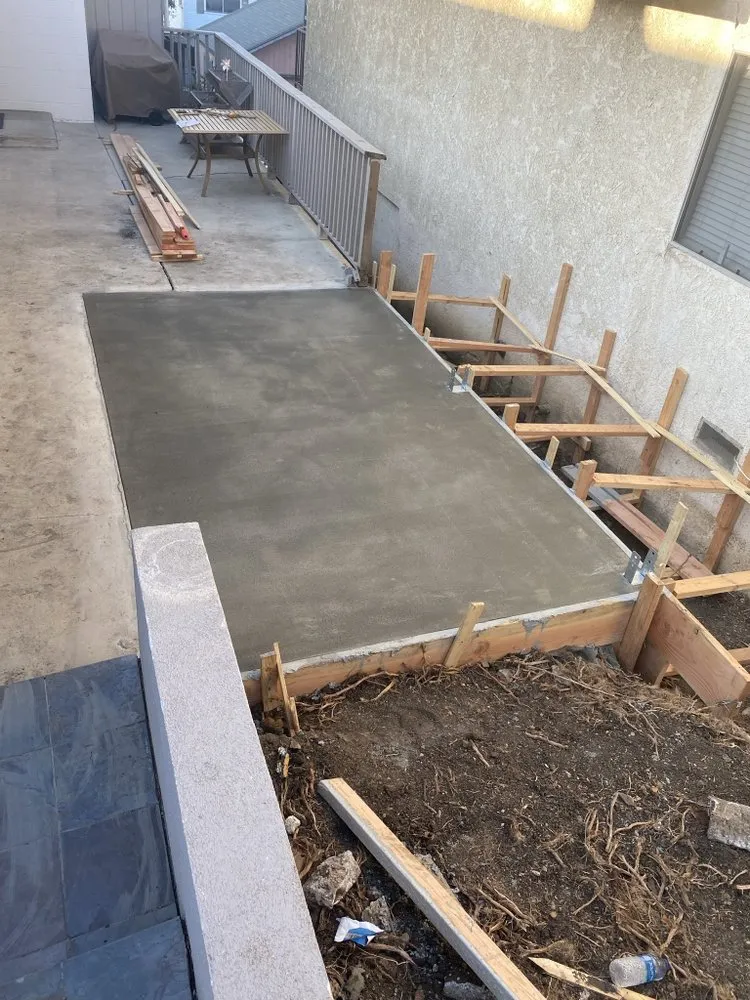 Reliable emergency electrical service experts serving ,  - Travis Ray Solutions Handyman