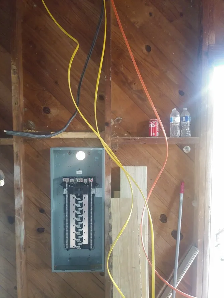 Reliable circuit breaker repair experts serving Dubach, LA - Traweek Electric
