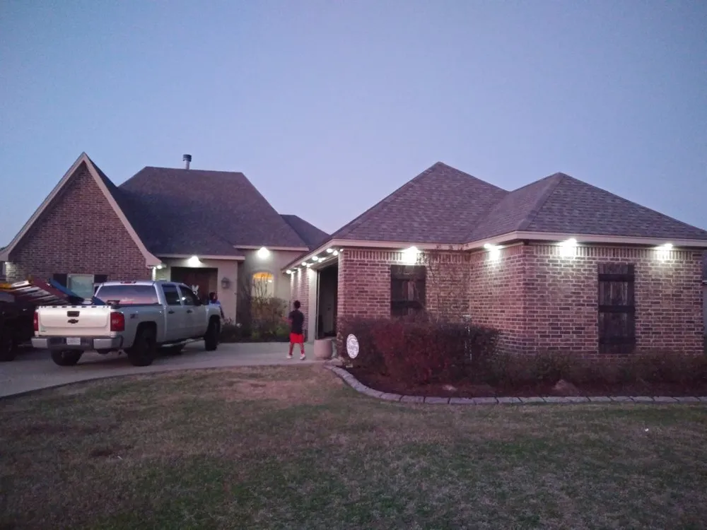 Certified circuit breaker repair service in Dubach, LA - Traweek Electric