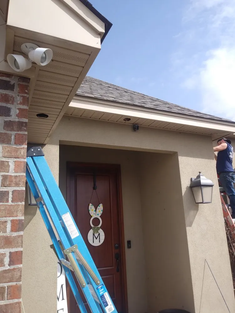 Licensed lighting installation in Dubach, LA by Traweek Electric