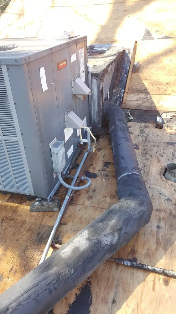 Licensed electrician providing emergency electrical service in ,