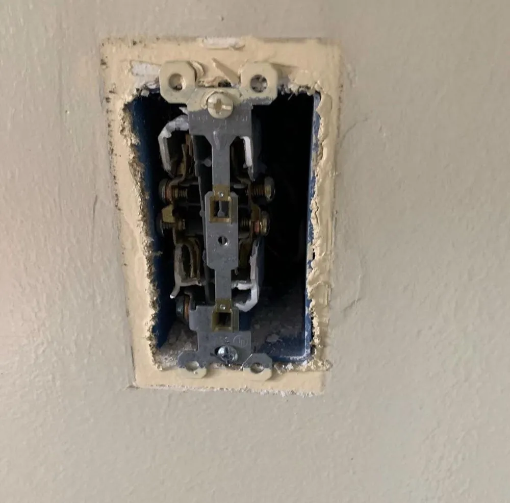 Slide of TRD Electric