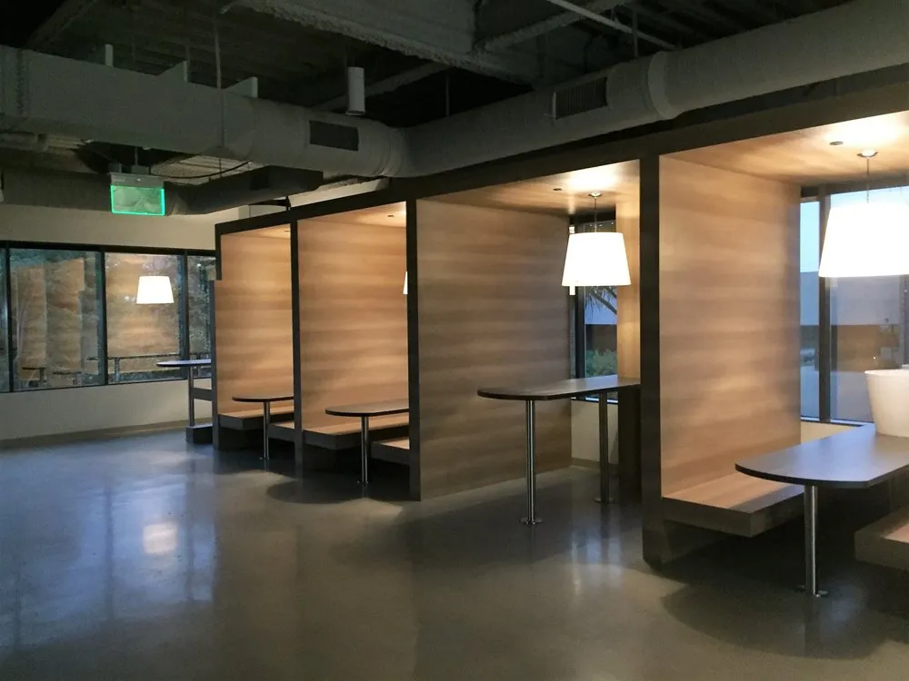 Slide of TRE Lighting & Electrical