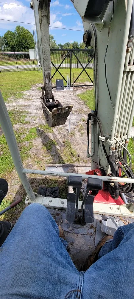 Reliable circuit breaker repair service in Riverview, FL - Trew Solutions