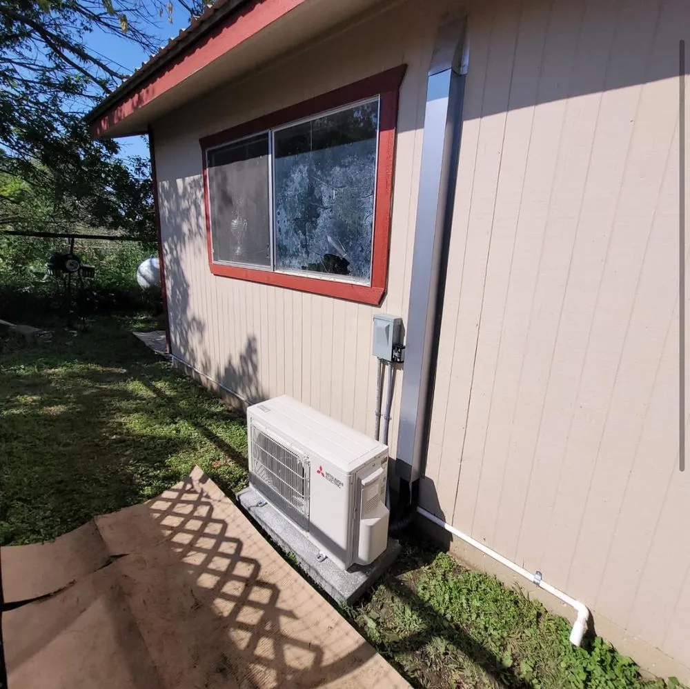 Reliable circuit breaker repair in Bandera, TX by Trey D'Spain & Sons