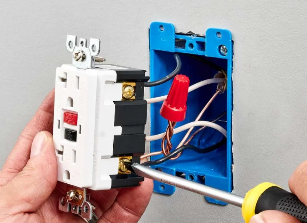 Reliable electrician providing circuit breaker repair in Great Mills, MD - Tri-City Electrical Services