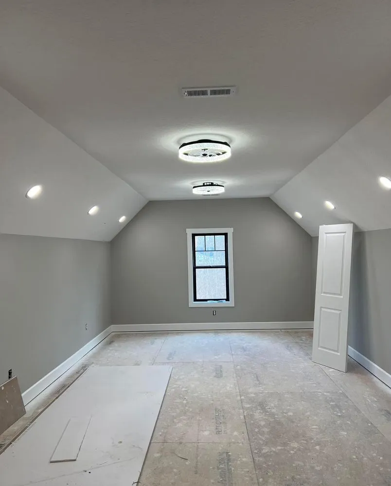 Affordable electrician providing panel upgrade in , 