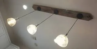 Slide of Tri-Lite Elect