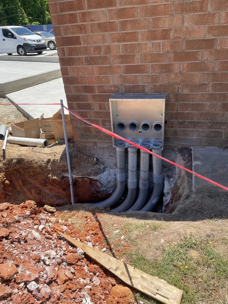 Emergency electrician providing outlet and switch repair in Winston-Salem, NC - Tri Phase Electric