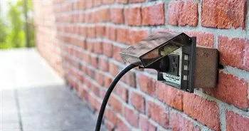 Reliable electrician providing panel upgrade in Havertown, PA - Tri-Point Electric