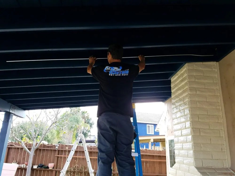 Slide of Tri-Star Electric