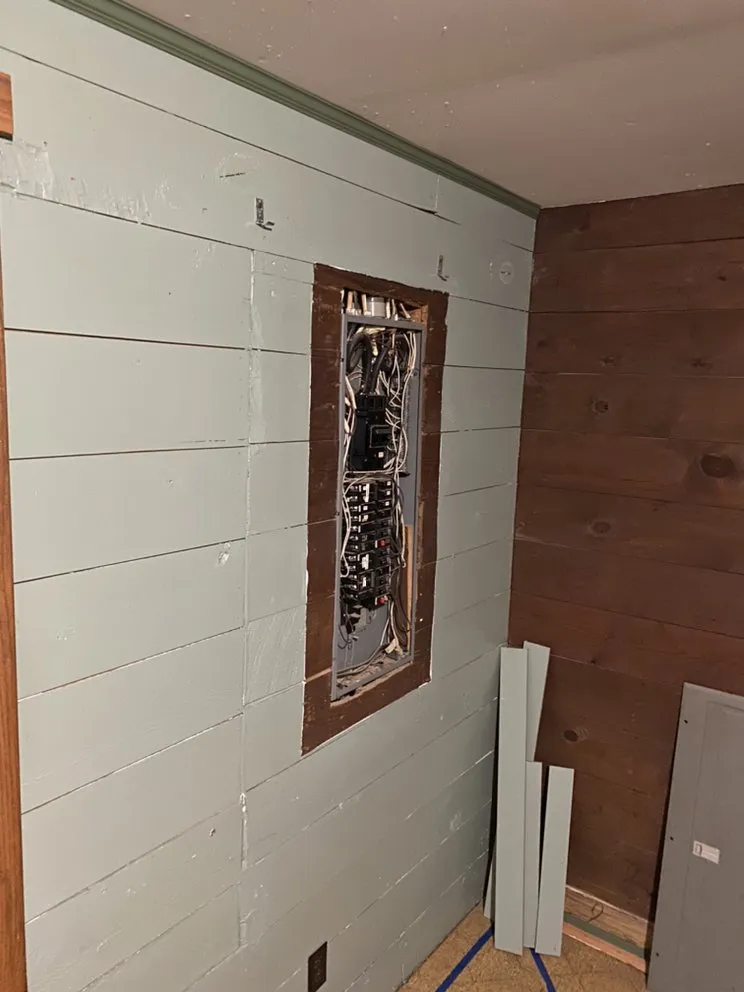 Slide of Tri-Star Electrical Solutions