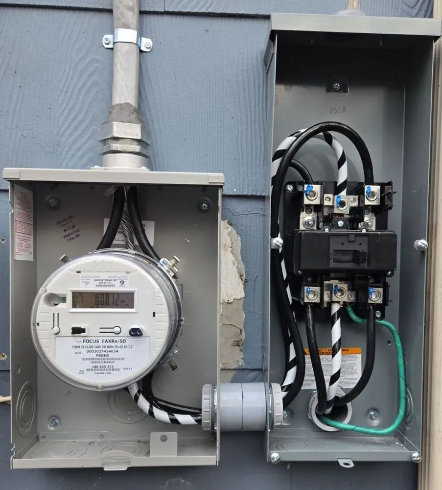 Slide of Tri Starr Electric