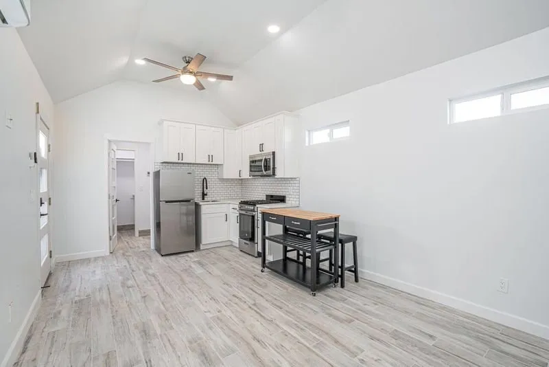 Slide of Triana Electric & General Contractor