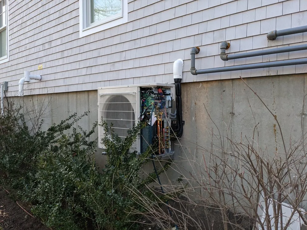 Slide of Triforce Electric