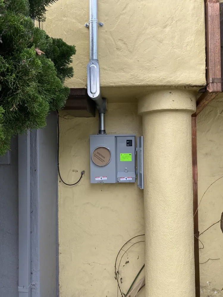 Slide of Trinity Electric Services