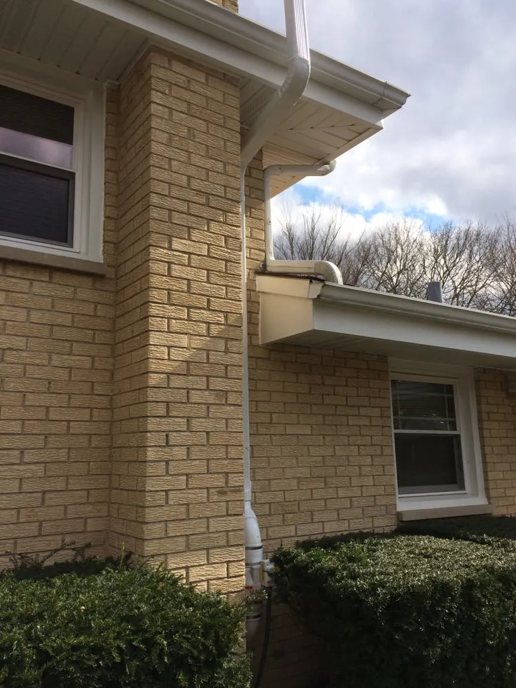 Affordable electrician providing lighting installation in , 