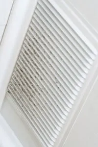 Professional electrician providing circuit breaker repair in , 