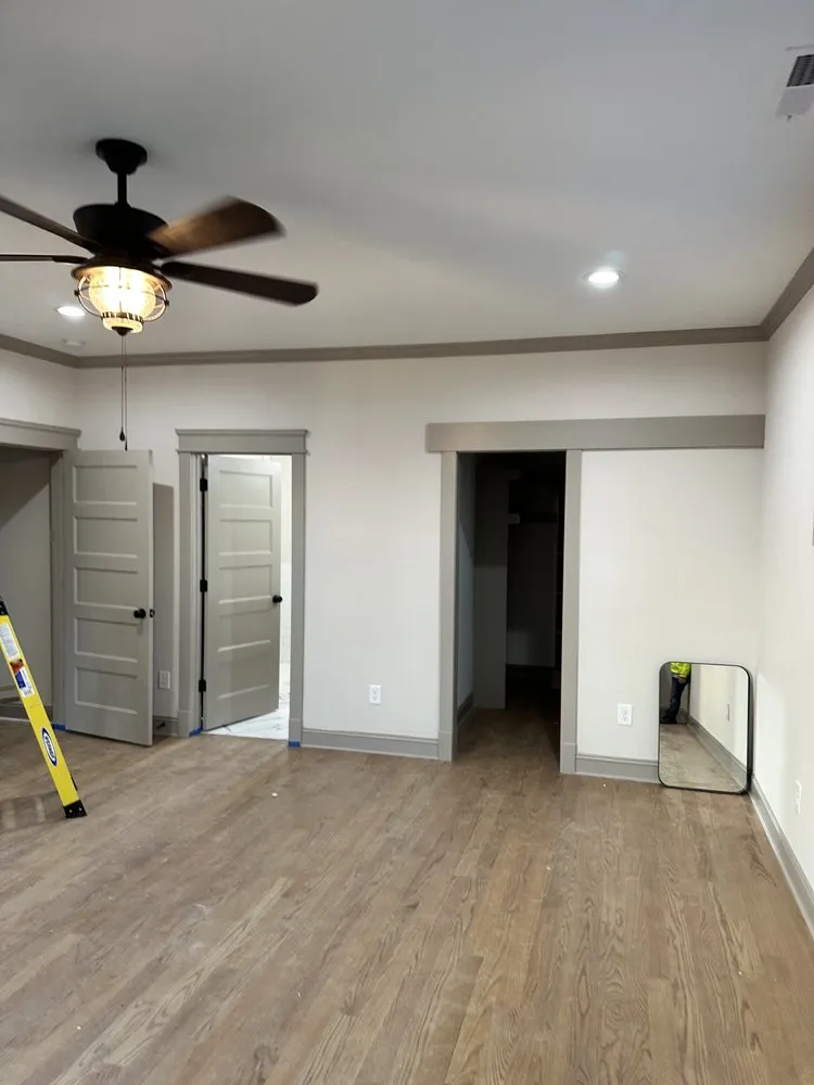 Slide of Triple Crown Electric