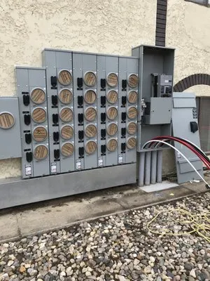 Tritsch Electric Co Logo