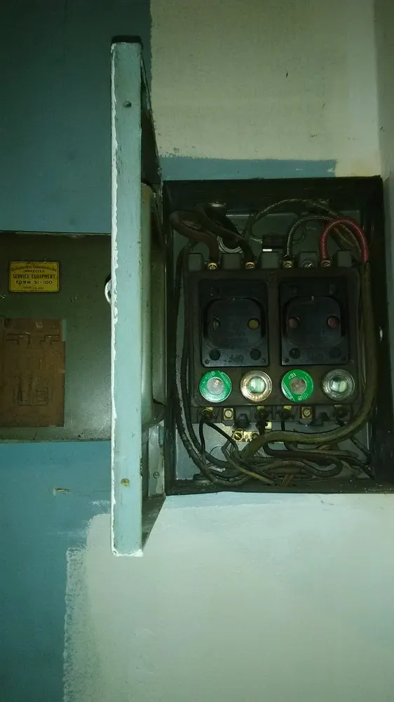 Slide of Tru Electric