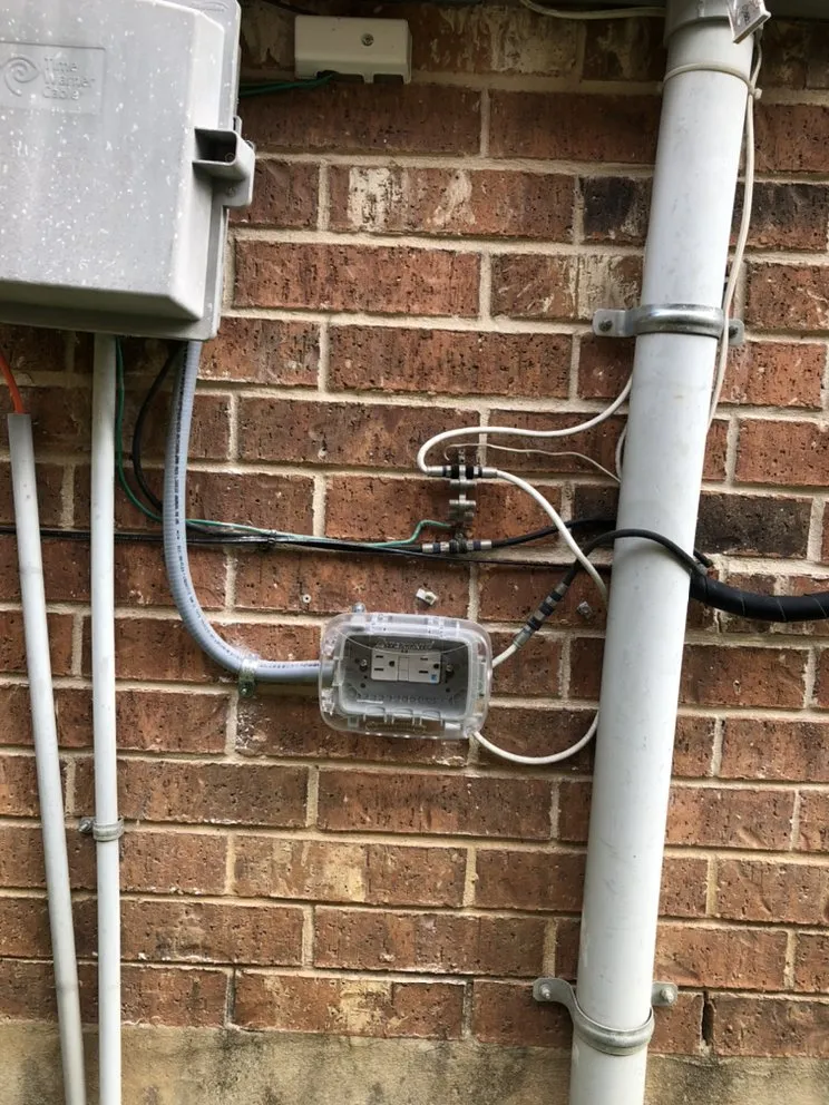 Slide of True Electric Services