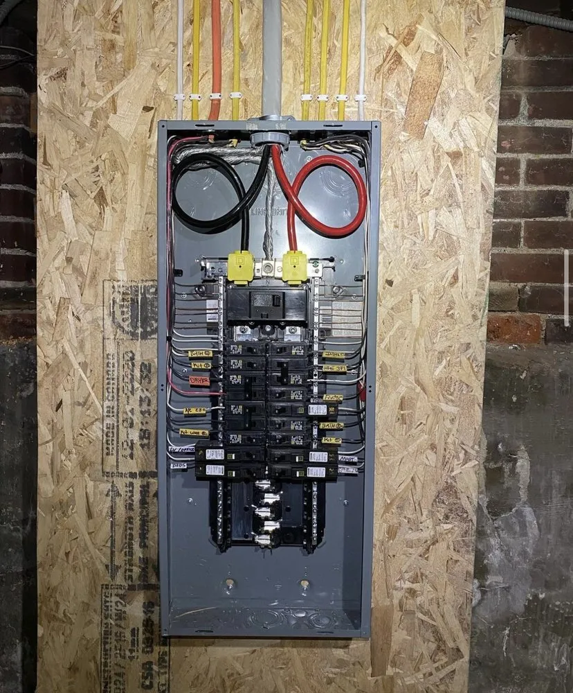 Slide of True Electric Solutions