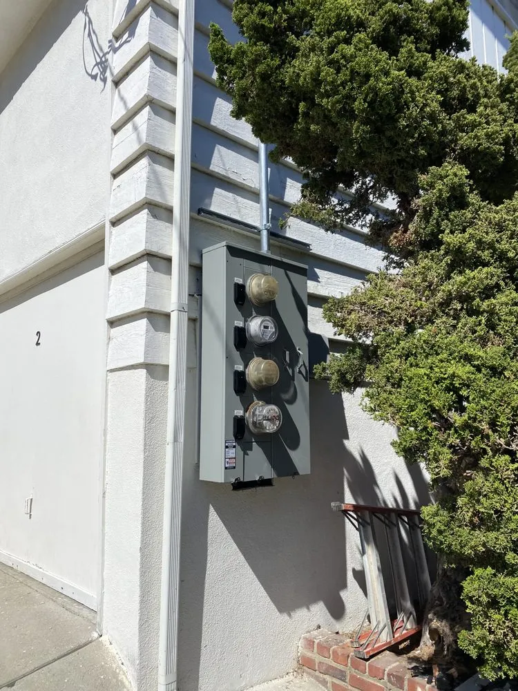 Slide of True Light Electric & Construction