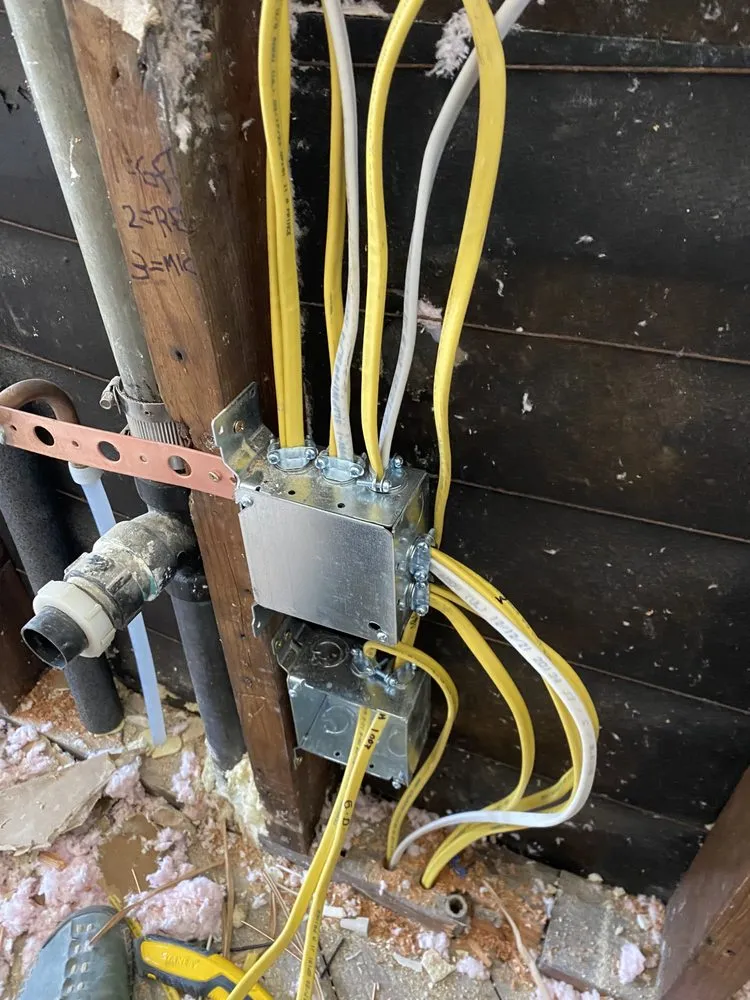 Slide of True Light Electric & Construction