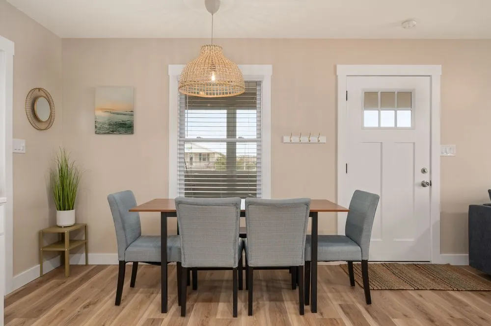 Slide of True Light Electric