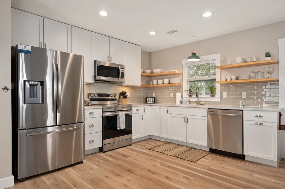 Slide of True Light Electric