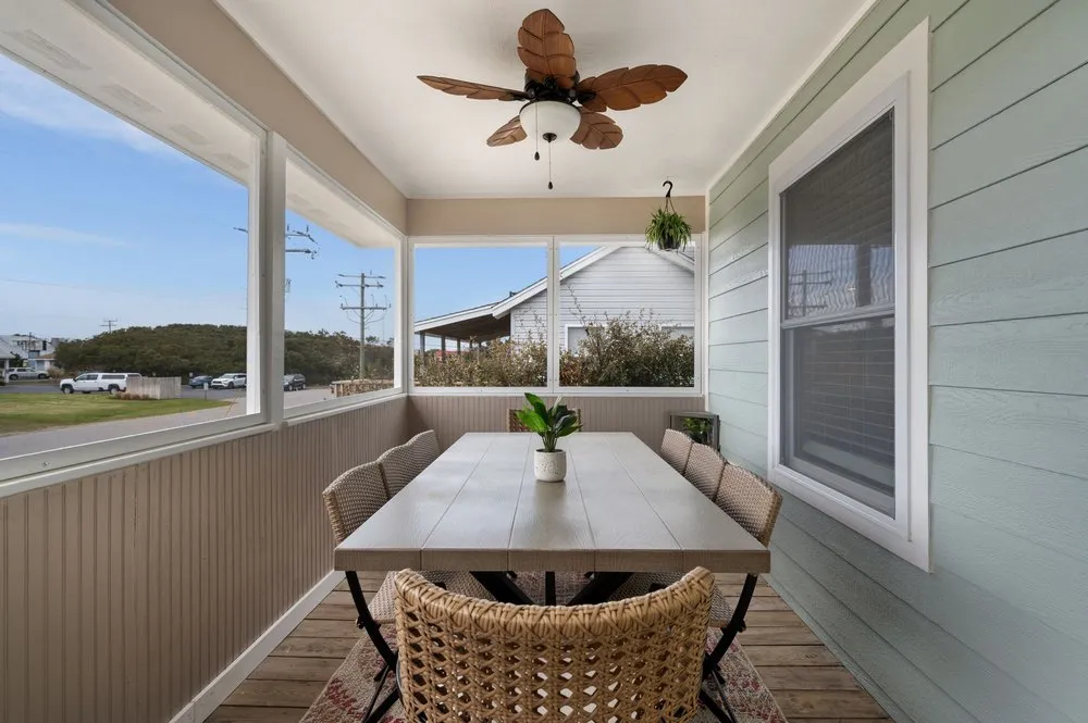 Slide of True Light Electric