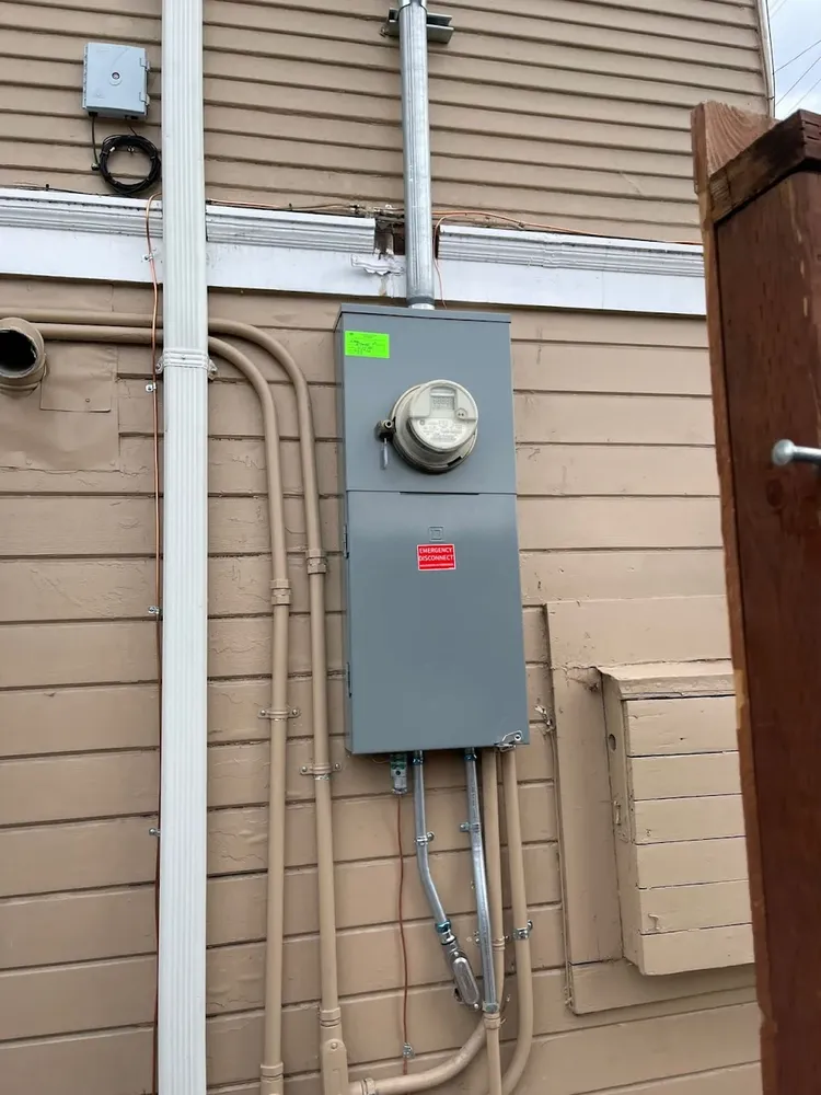 Slide of True North Electric