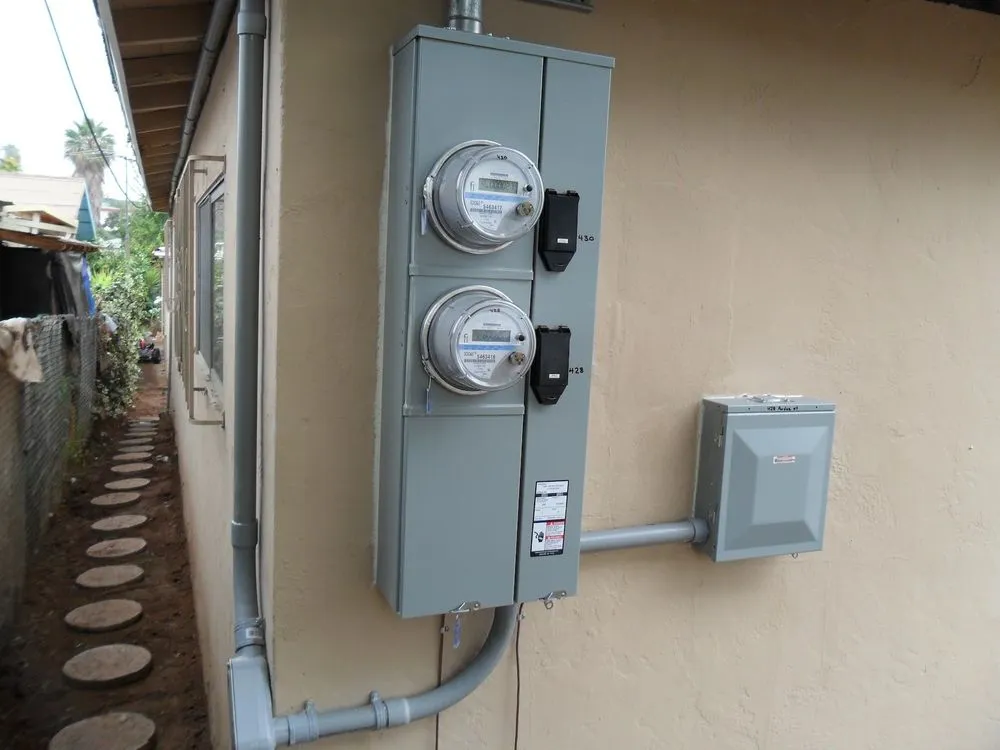 Slide of True North Electric