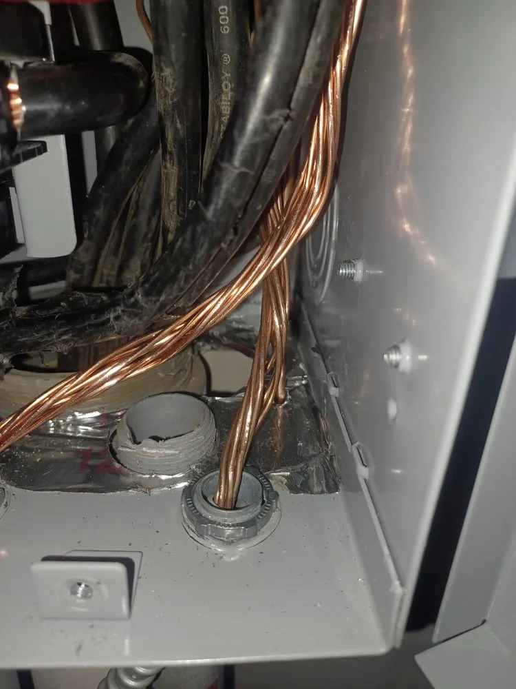 Expert electrician providing wiring installation in , 