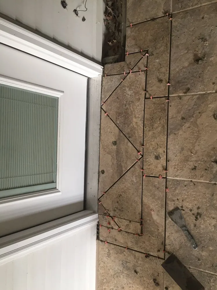 Reliable electrician providing circuit breaker repair in St. Louis, MO - True Vision One