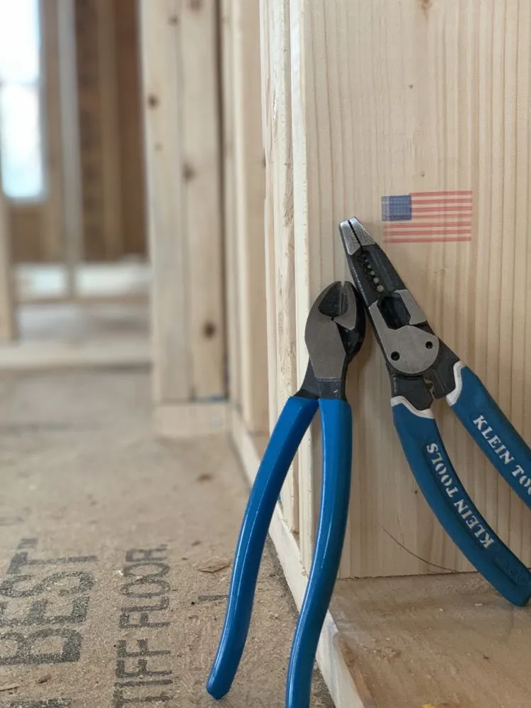 Slide of True Volt Electric