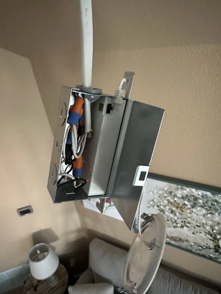 Expert emergency electrical service in ,  by TrueServe Electric