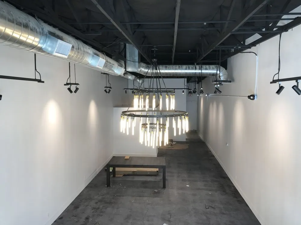 Slide of TruLuxe Electric