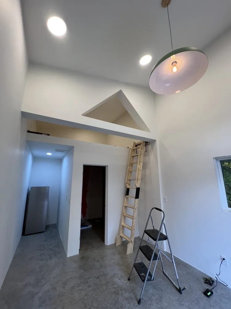 Slide of Truly Electric & Solar