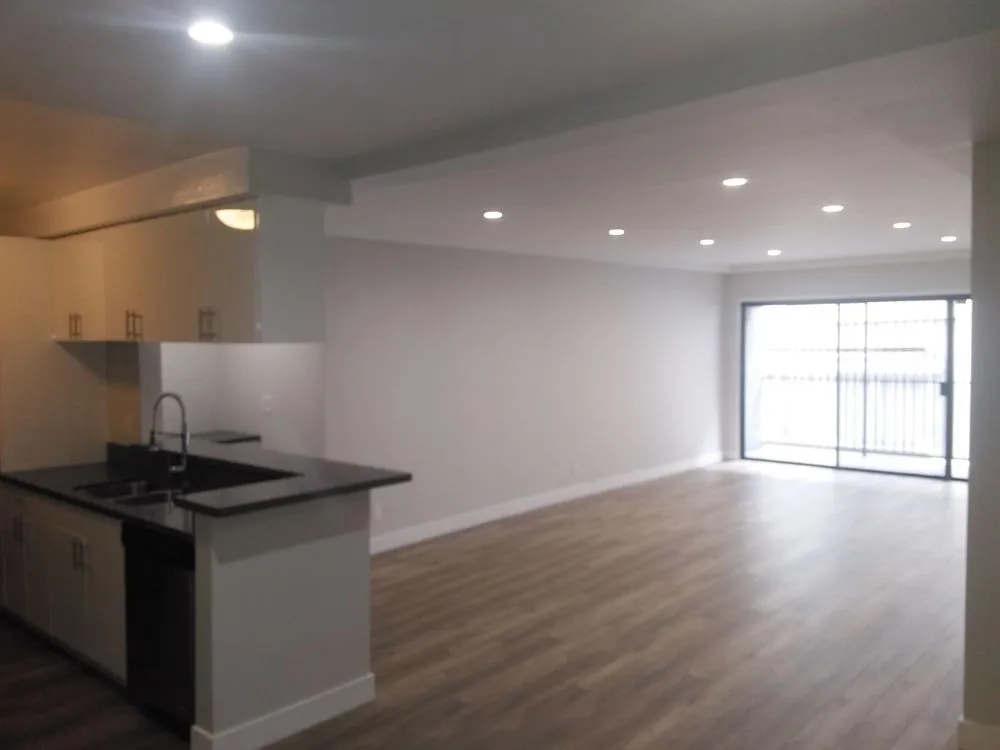 Reliable electrician providing panel upgrade in La Crescenta, CA - Trust Electric