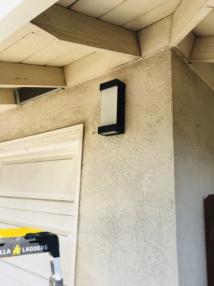 Slide of Trustable Electric Services