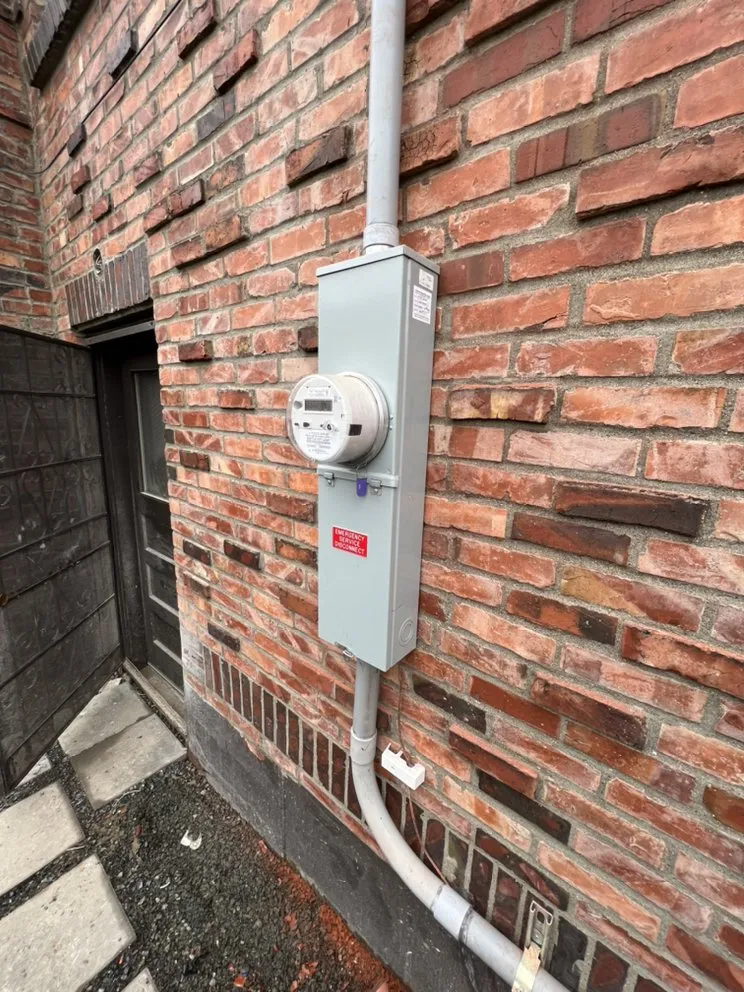 Slide of Trusted Power Electric