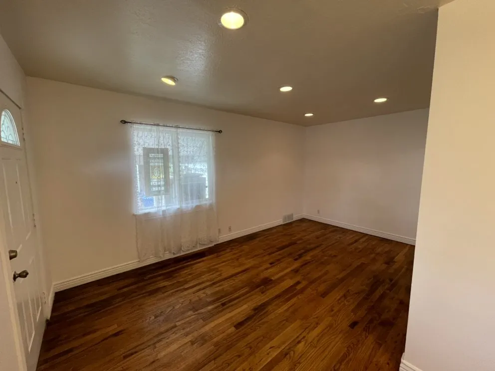 Slide of TrustedTools Handyman